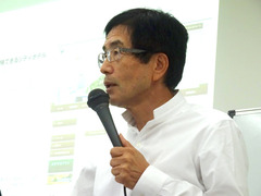 山田先生アップs.jpg