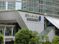 H290811_1blog.jpg