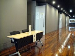 H290825_5.jpg