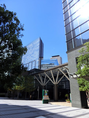 H290918_biz.jpg