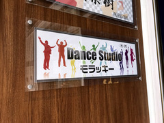 H300121_04.jpg