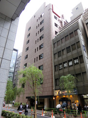 H300610_bunshi01_buil.jpg