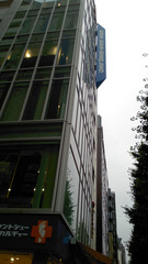 H300615_01_buil.jpg