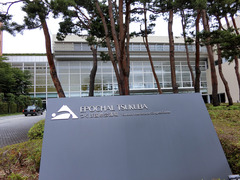 H300621_01.jpg