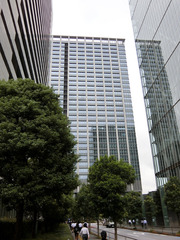 H300927_01.jpg