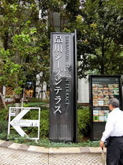 H300927_02.jpg