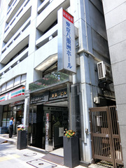 R010728_1.jpg