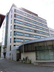 R010928_2_1.jpg