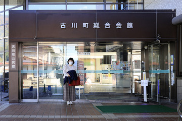 R031106_1.jpg