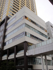 h290108_01.jpg