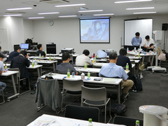 r010630_3.jpg